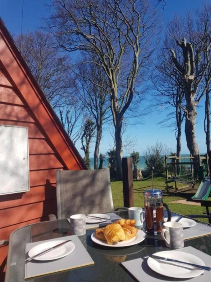 Escape To A Clifftop Chalet With Pool And Tennis Onsite - 1A Kingsdown Holiday Park Exterior foto